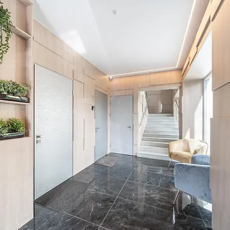 Brand New With Terrace Near The Sea Apartment *